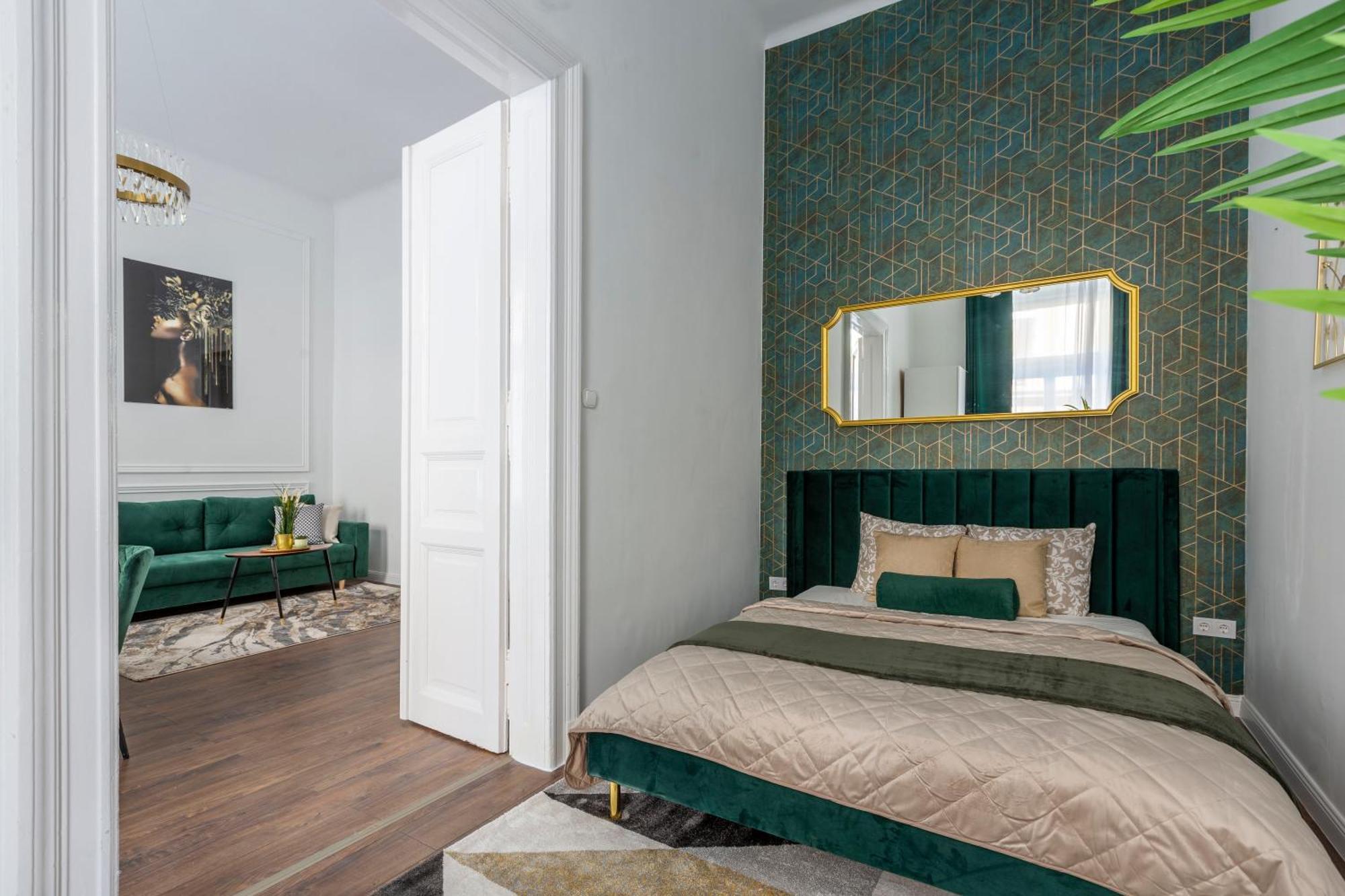 Luxurious Prestige Residence Next To The New York Cafe Budapest Eksteriør bilde